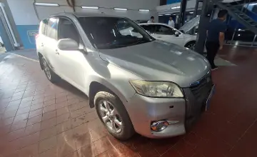 Toyota RAV4 2011 года за 7 000 000 тг. в Астана фото 3