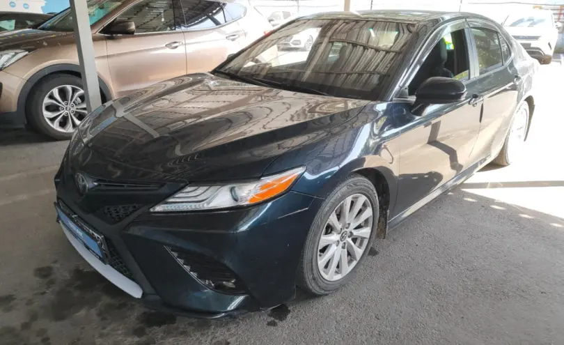 Toyota Camry 2018 года за 9 500 000 тг. в Алматы