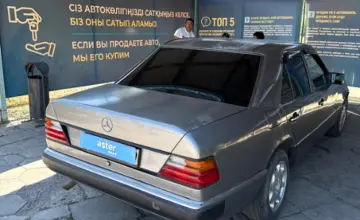 Mercedes-Benz W124 1990 года за 1 000 000 тг. в Талдыкорган