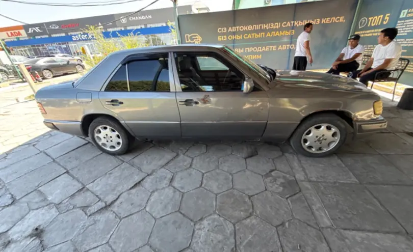 Mercedes-Benz W124 1990 года за 1 000 000 тг. в Талдыкорган фото 4