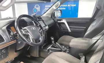Toyota Land Cruiser Prado 2020 года за 31 000 000 тг. в Астана фото 5