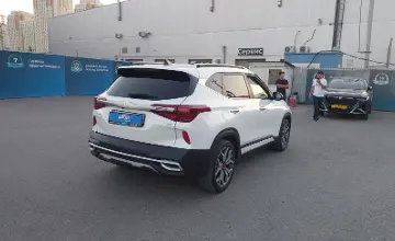 Kia Seltos 2020 года за 9 500 000 тг. в Шымкент фото 3