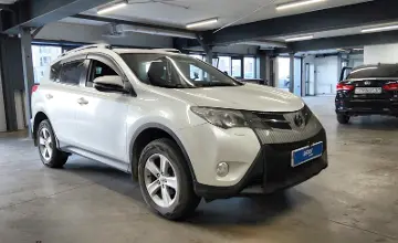 Toyota RAV4 2013 года за 9 500 000 тг. в Астана фото 2
