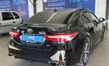 Toyota Camry 2020 года за 11 000 000 тг. в Астана