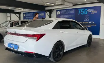 Hyundai Elantra 2023 года за 10 000 000 тг. в Астана