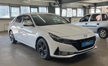 Hyundai Elantra 2023 года за 10 000 000 тг. в Астана фото 3