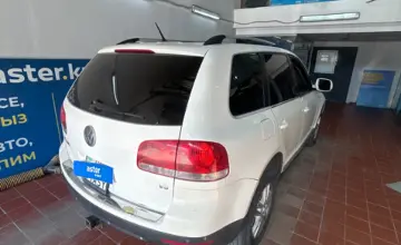 Volkswagen Touareg 2005 года за 5 000 000 тг. в Астана