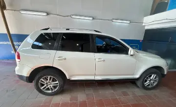 Volkswagen Touareg 2005 года за 5 000 000 тг. в Астана фото 4