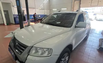 Volkswagen Touareg 2005 года за 5 000 000 тг. в Астана фото 1