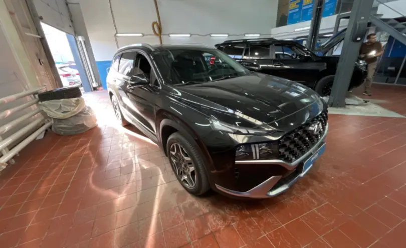 Hyundai Santa Fe 2023 года за 16 500 000 тг. в Астана фото 3