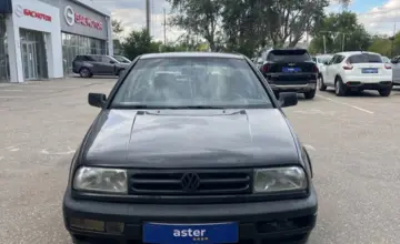 Volkswagen Vento 1994 года за 1 500 000 тг. в Актобе фото 2