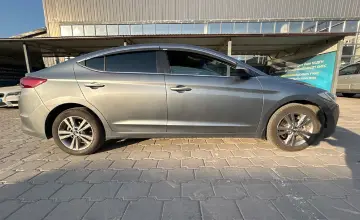 Hyundai Elantra 2018 года за 6 000 000 тг. в Караганда фото 4