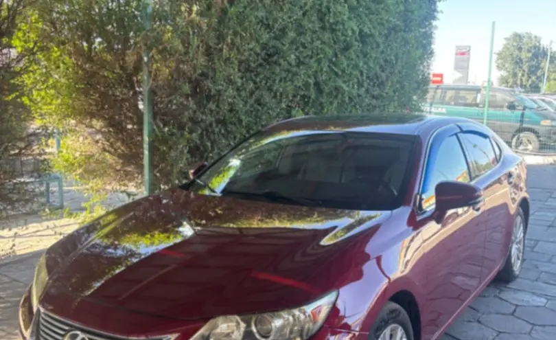 Lexus ES 2014 года за 14 500 000 тг. в Талдыкорган