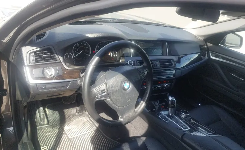 BMW 5 серии 2014 года за 9 500 000 тг. в Шымкент фото 5