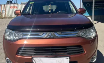 Mitsubishi Outlander 2012 года за 6 500 000 тг. в Караганда фото 2