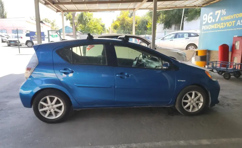 Toyota Prius c 2012 года за 6 000 000 тг. в Алматы фото 4