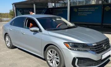 Volkswagen Passat 2020 года за 8 700 000 тг. в Караганда фото 3