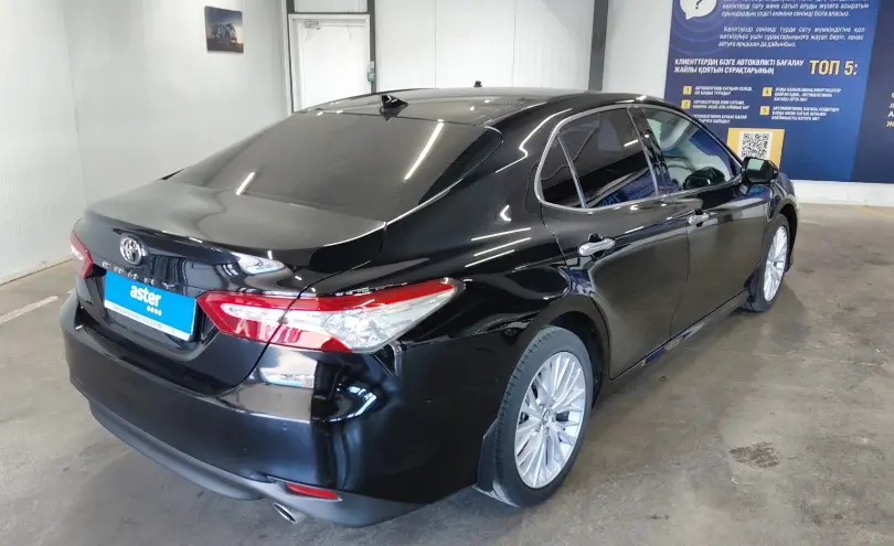 Toyota Camry 2018 года за 15 000 000 тг. в Астана фото 3