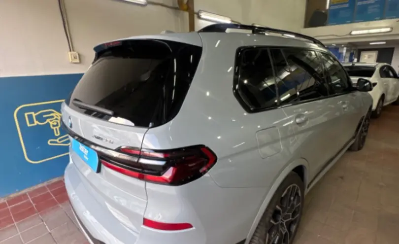 BMW X7 2024 года за 60 000 000 тг. в Астана фото 5