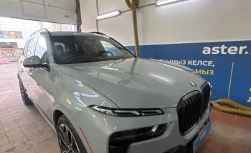 BMW X7 2024 года за 60 000 000 тг. в Астана фото 3