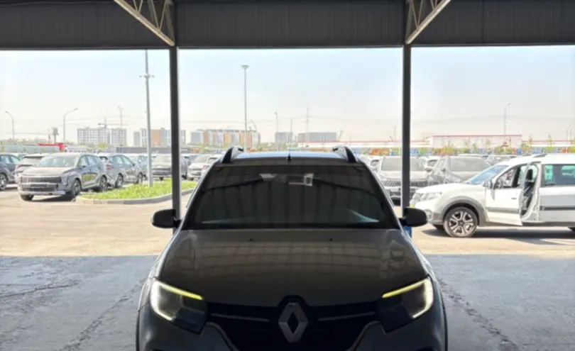 Renault Sandero 2021 года за 4 500 000 тг. в Алматы фото 2