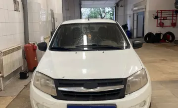 LADA (ВАЗ) Granta 2018 года за 1 800 000 тг. в Актобе фото 2