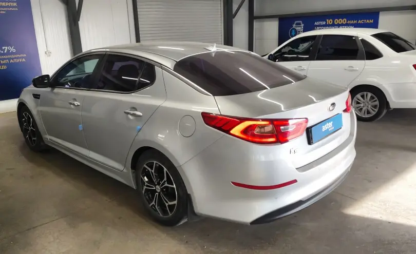 Kia K5 2015 года за 8 000 000 тг. в Астана фото 4