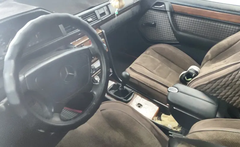 Mercedes-Benz E-Класс 1993 года за 1 500 000 тг. в Астана фото 5