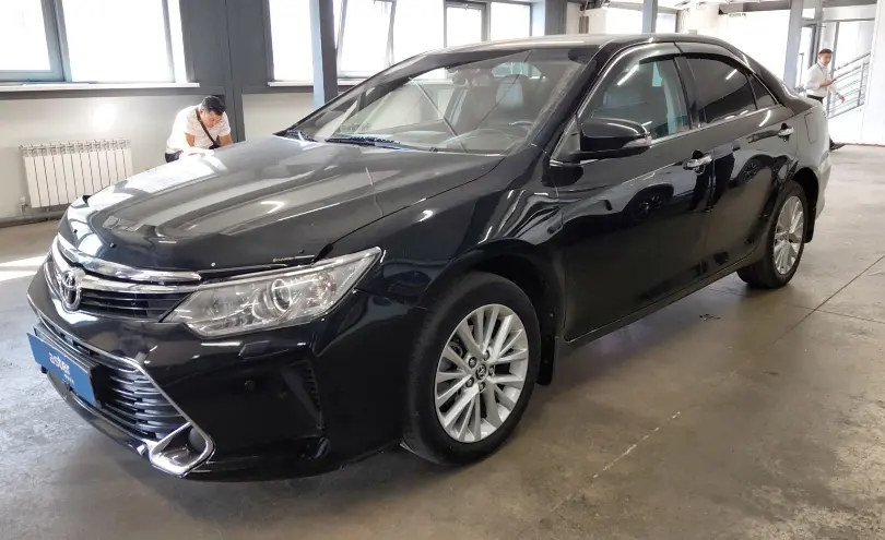 Toyota Camry 2016 года за 9 500 000 тг. в Астана