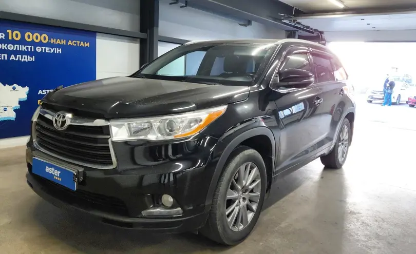 Toyota Highlander 2014 года за 13 000 000 тг. в Астана