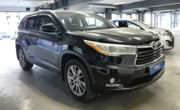 Toyota Highlander 2014 года за 13 000 000 тг. в Астана фото 2