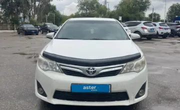 Toyota Camry 2014 года за 7 000 000 тг. в Актобе фото 2