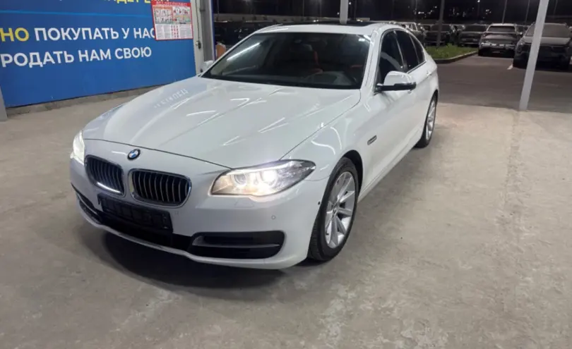 BMW 5 серии 2015 года за 11 800 000 тг. в Алматы