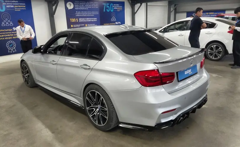BMW 3 серии 2016 года за 9 000 000 тг. в Астана фото 4