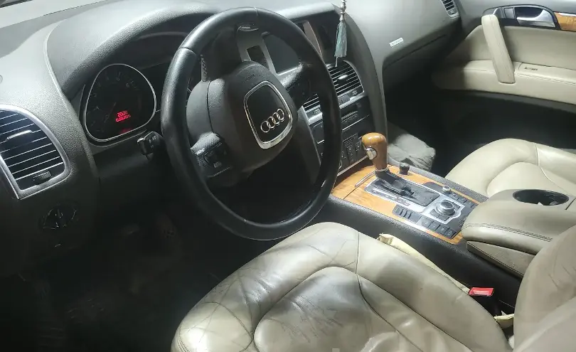 Audi Q7 2007 года за 5 500 000 тг. в Алматы фото 4