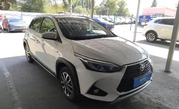 Toyota Yaris 2021 года за 8 000 000 тг. в Алматы фото 3