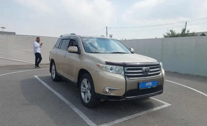 Toyota Highlander 2011 года за 11 000 000 тг. в Шымкент фото 2