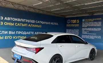 Hyundai Elantra 2023 года за 8 200 000 тг. в Алматы