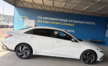 Hyundai Elantra 2023 года за 8 200 000 тг. в Алматы фото 4