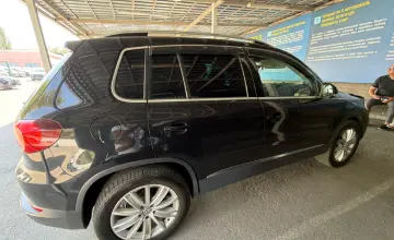 Volkswagen Tiguan 2014 года за 6 800 000 тг. в Алматы фото 4