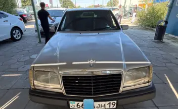 Mercedes-Benz E-Класс 1993 года за 1 500 000 тг. в Талдыкорган фото 2