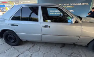 Mercedes-Benz E-Класс 1993 года за 1 500 000 тг. в Талдыкорган фото 4