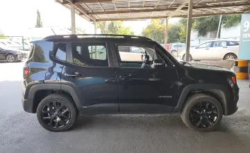Jeep Renegade 2016 года за 9 000 000 тг. в Алматы фото 4