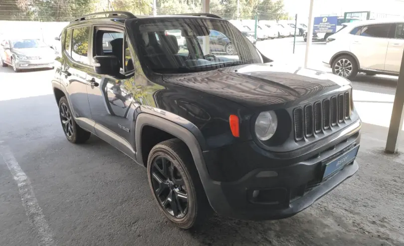 Jeep Renegade 2016 года за 9 000 000 тг. в Алматы фото 3