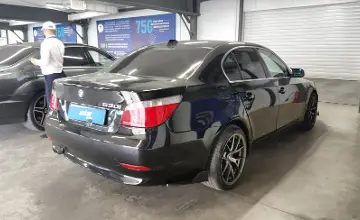 BMW 5 серии 2006 года за 5 000 000 тг. в Астана фото 3