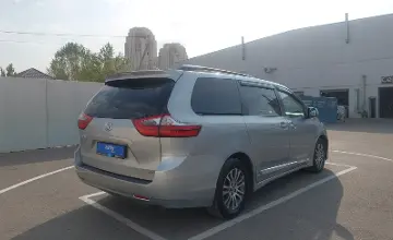 Toyota Sienna 2019 года за 18 000 000 тг. в Шымкент фото 3