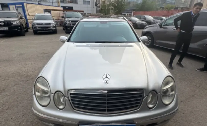 Mercedes-Benz E-Класс 2004 года за 6 300 000 тг. в Астана фото 2