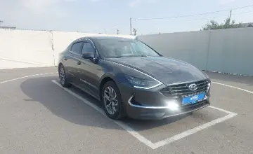 Hyundai Sonata 2020 года за 10 500 000 тг. в Шымкент фото 2