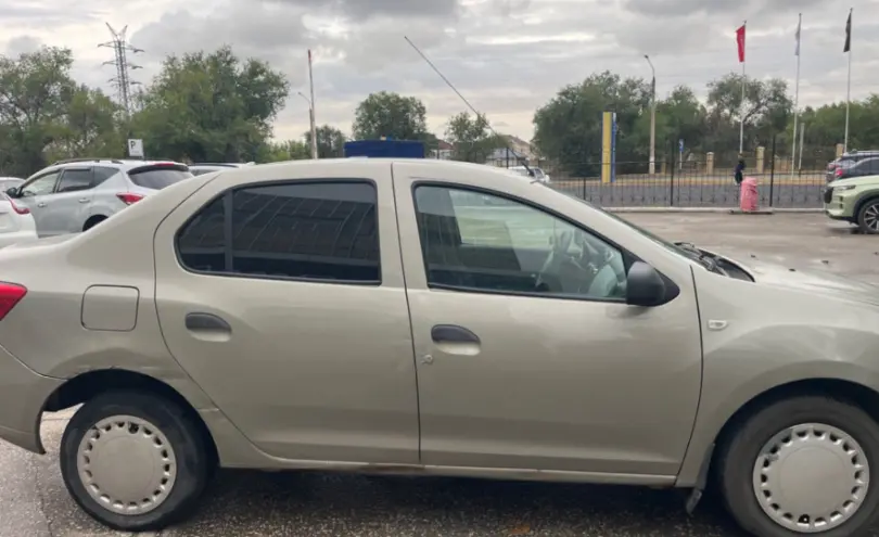 Renault Logan 2014 года за 3 000 000 тг. в Актобе фото 4