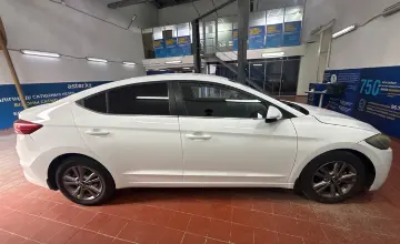 Hyundai Elantra 2018 года за 6 500 000 тг. в Астана фото 4